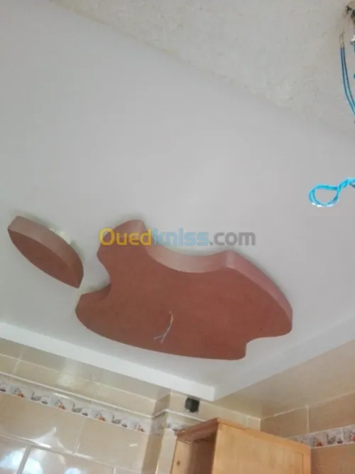 Pinture صباغ.  دهان