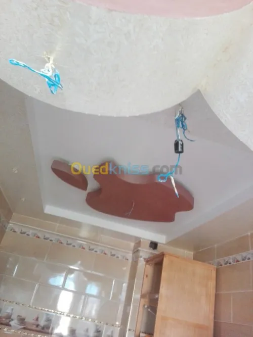Pinture صباغ.  دهان