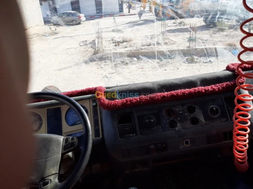 Cnhtc sinotruk Huang he 2006