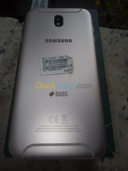 Samsung Galaxy J7 Pro