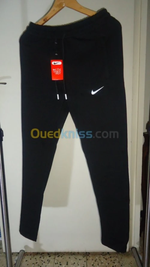 ensemble Nike good qualité