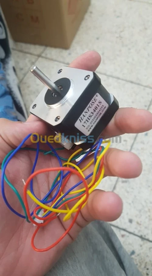 les composants et matériels electronique