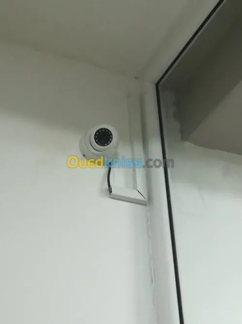 Installation camera de surveillance