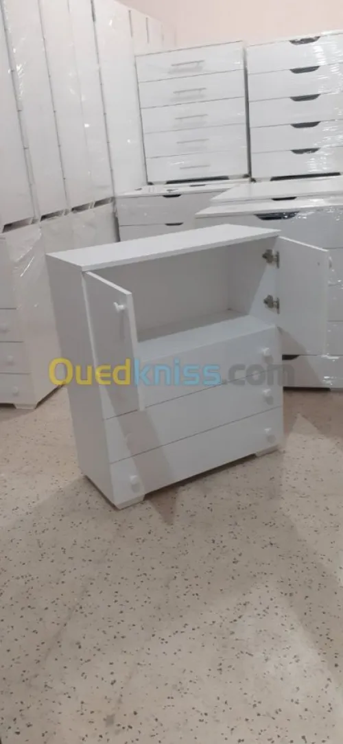 Commode 