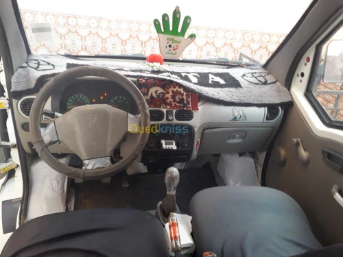 Hafei motors Double cabine plateau 2012 