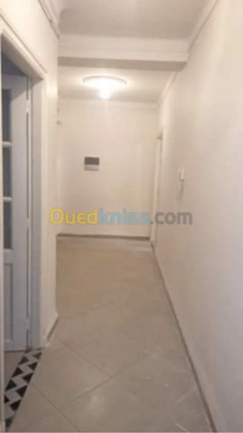 Location Appartement F3 Tipaza Kolea