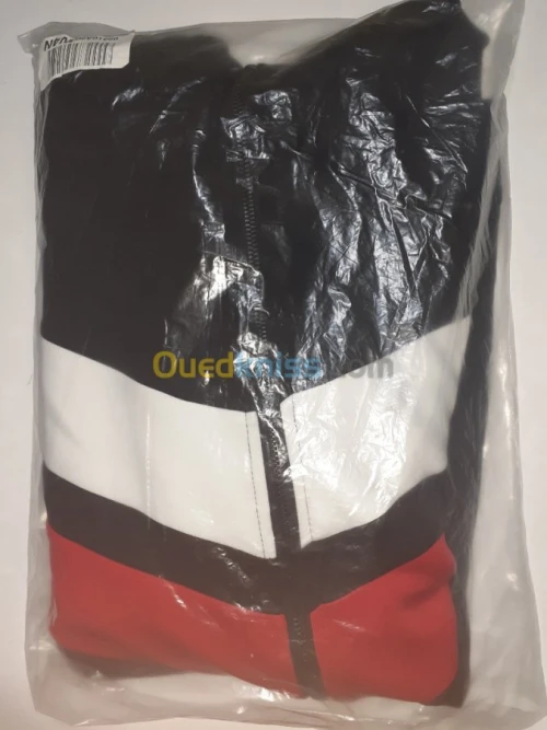 Vestes de survêtement 