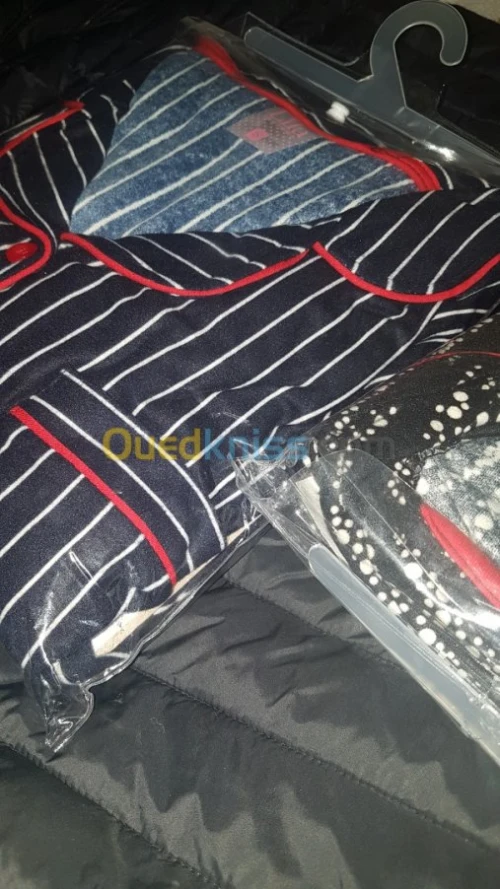 Pyjamas femmes boutonnés 