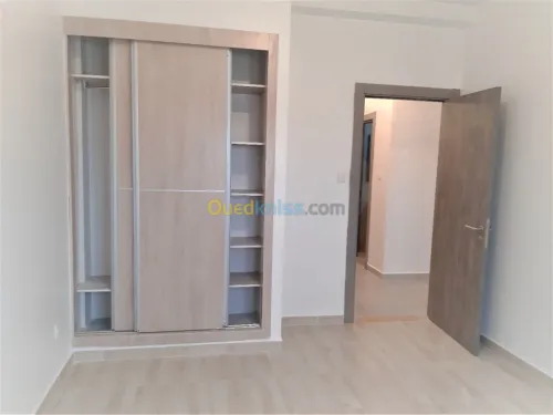 Location Appartement F4 Alger Souidania