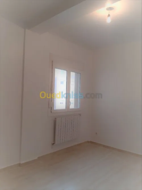 Location Appartement F4 Alger Souidania