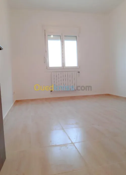 Location Appartement F4 Alger Souidania