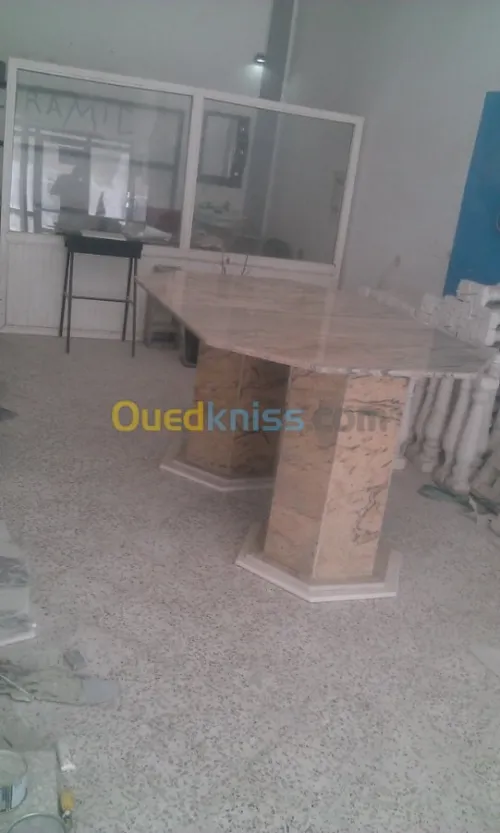 fabrique marbre cuisine et escalier