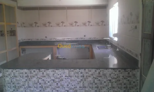 fabrique marbre cuisine et escalier