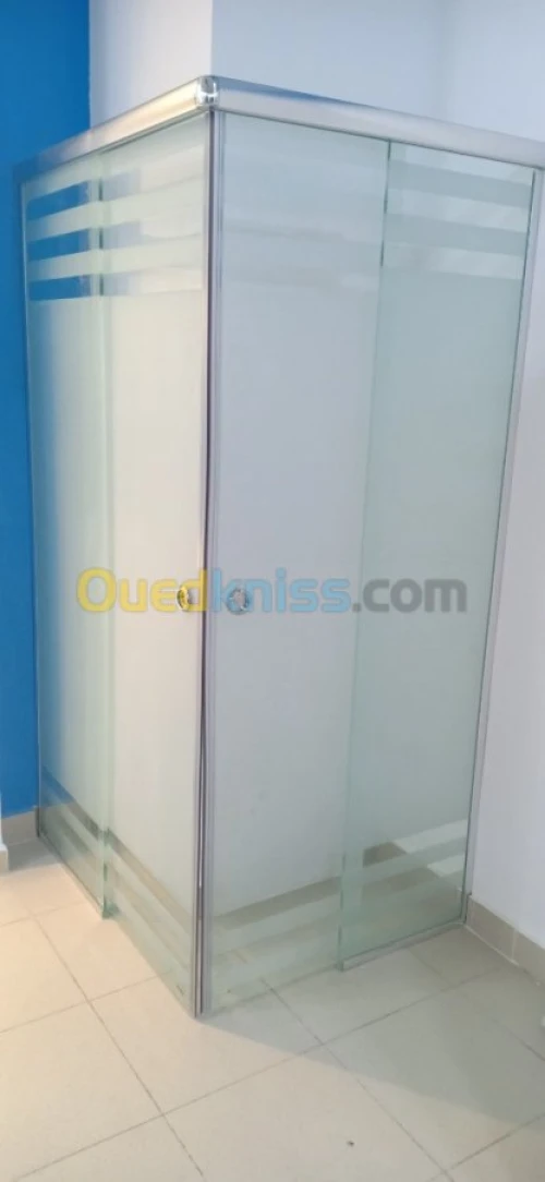 cabine de douche/fenetre PVC aluminium