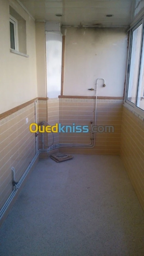 Location Appartement F4 Alger Mahelma