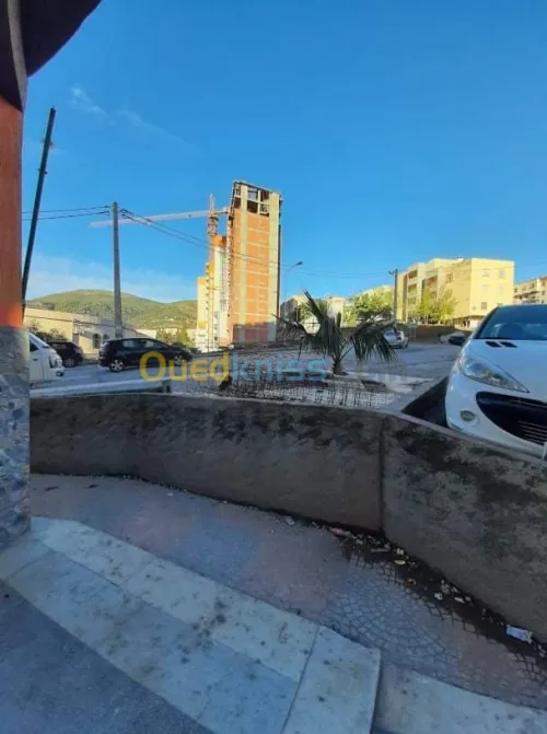 Vente Local Bouira Lakhdaria