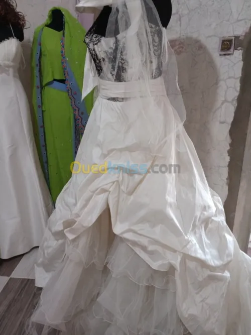 Robes blanches