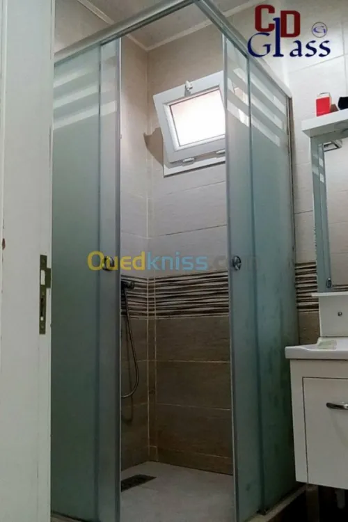 Cabines de douche en verre trempé