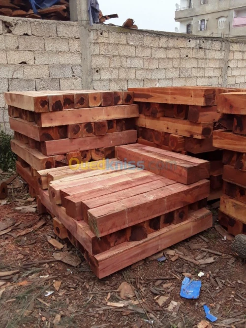 poutre en bois dure 