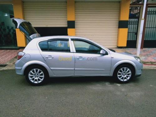 Opel Astra 2005 
