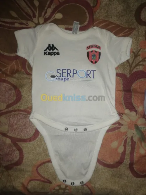 Sweat capuche et t-shirt personnalisés