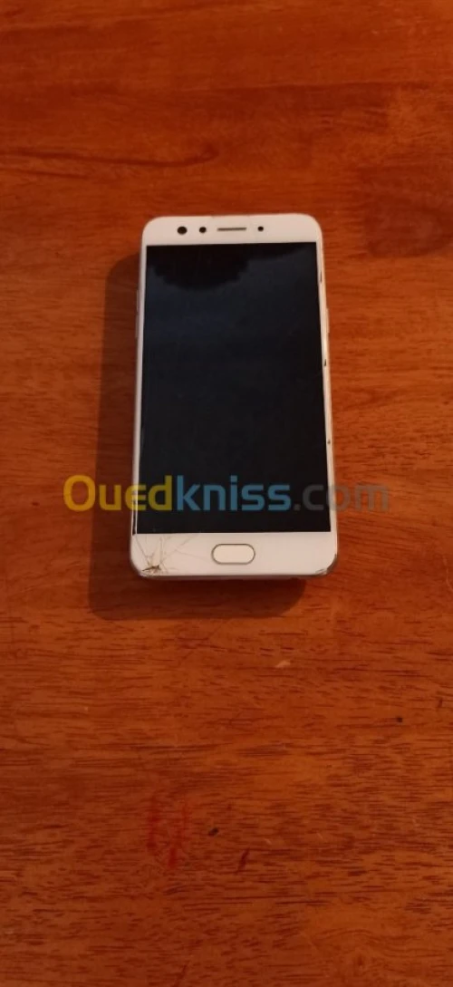 Oppo F3