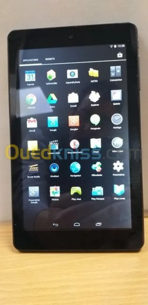 Haier E 700