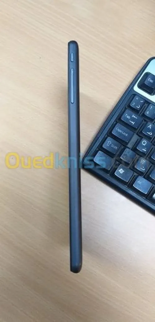 Haier E 700