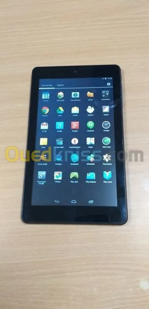 Haier E 700