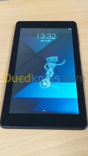 Haier E 700