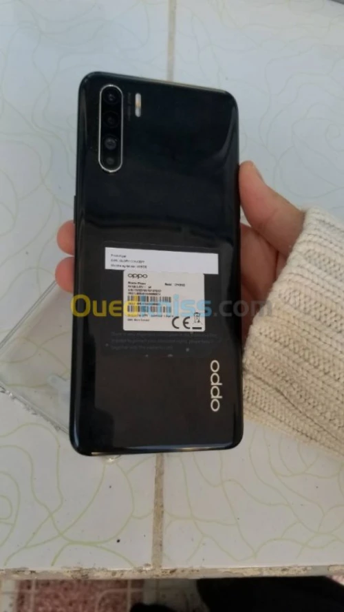 Oppo Reno3