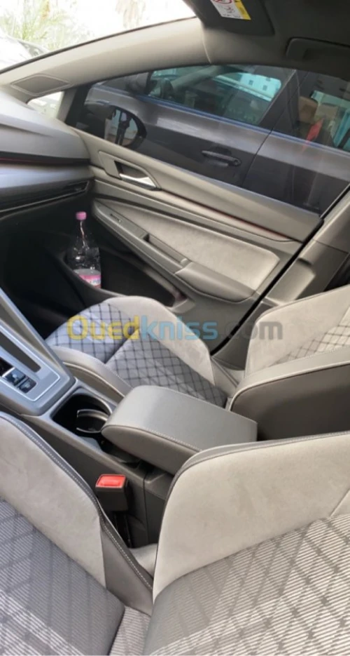 Volkswagen Golf 8 r-line 2020 
