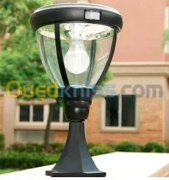 Balise LED Solaire  avec Poteau