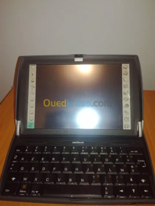Netbook Psion série 7 UK