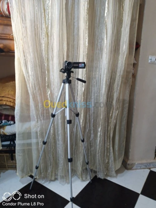 SONY DCR-SR21E-x67 ZOOM-80GB HDD 