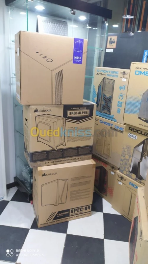 BOÎTIER HAUT GAMME AORUS CORSAIR NZXT
