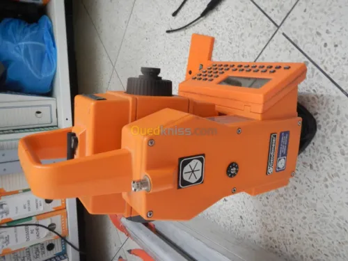 station totale geodimeter 610 robotiqu