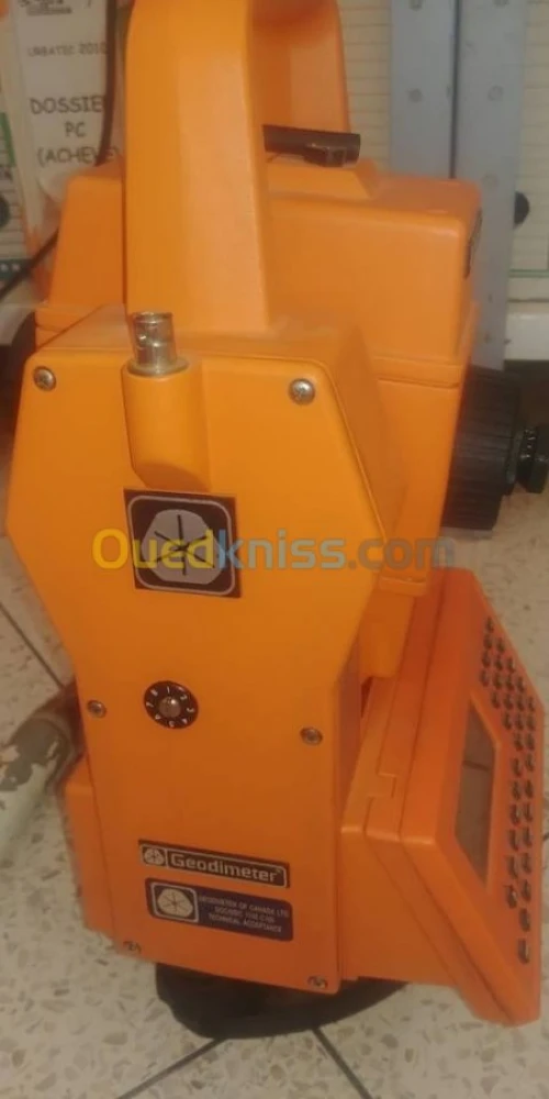 station totale geodimeter 610 robotiqu