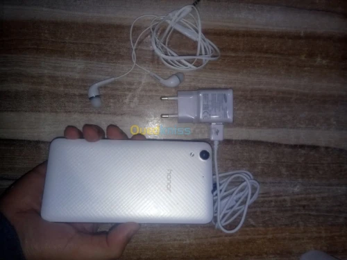 Huawei Y6