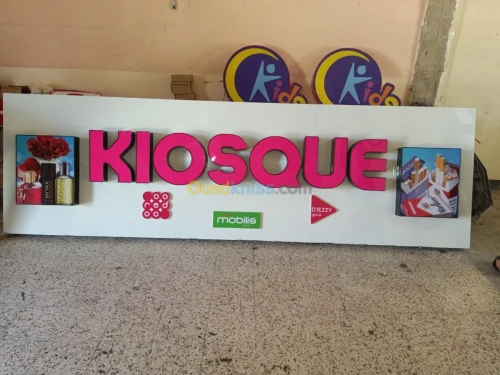 lettrage de façade en 3D