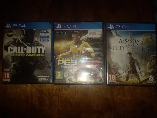 Ps4 500 g  avec 3 cd + fifa 21 
