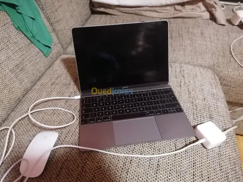 Macbook Appel 9,1