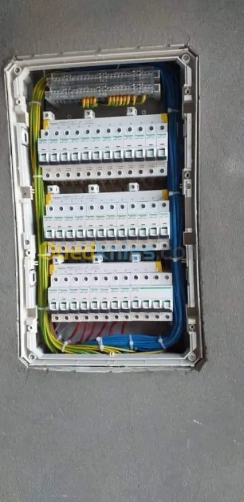 Câblage d'armoires électriques