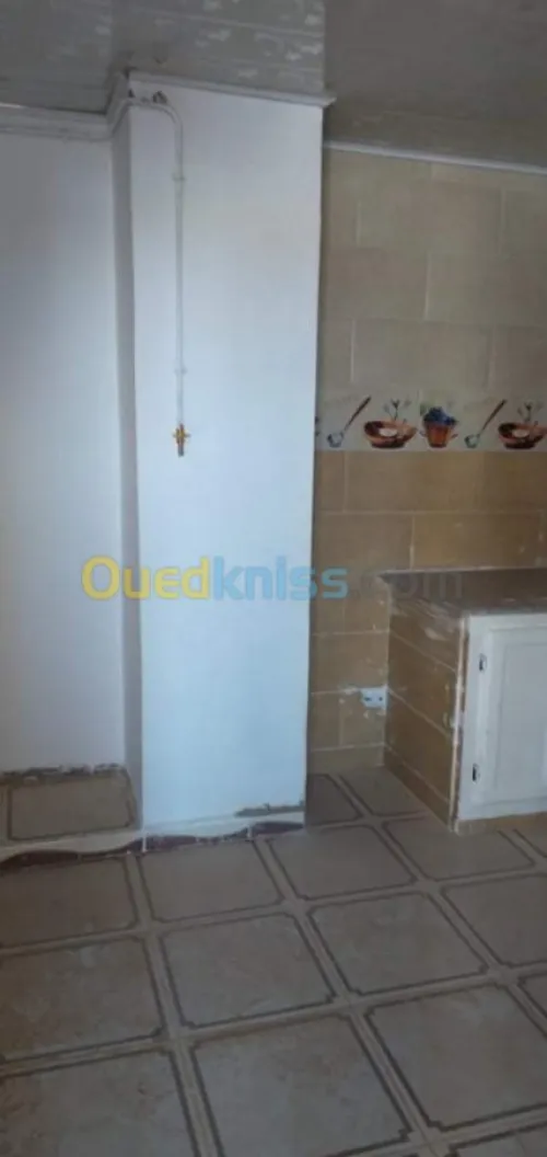Location Appartement F4 Relizane Relizane