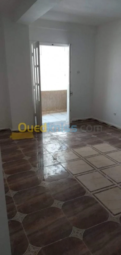 Location Appartement F4 Relizane Relizane