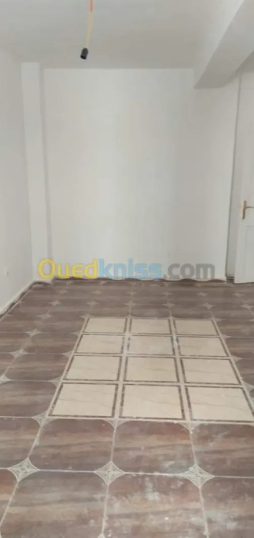Location Appartement F4 Relizane Relizane