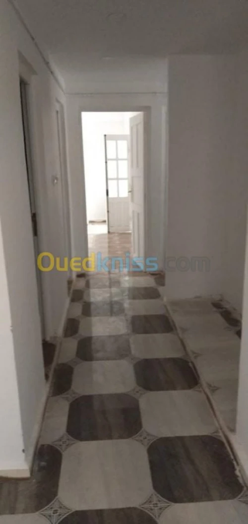 Location Appartement F4 Relizane Relizane