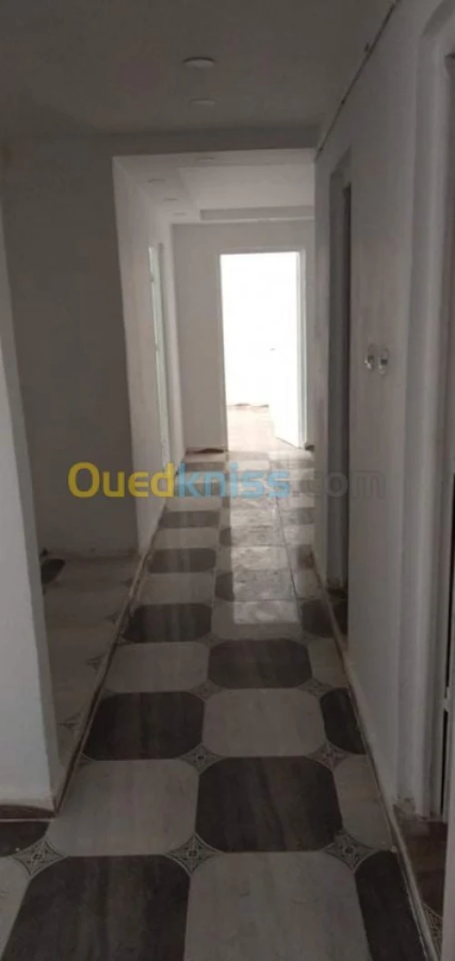 Location Appartement F4 Relizane Relizane