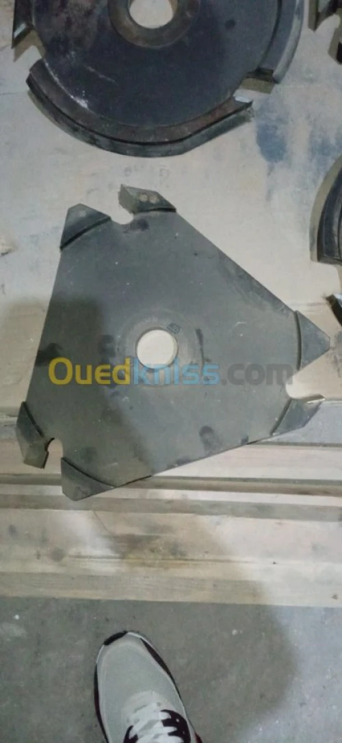 Outillage minuiserie