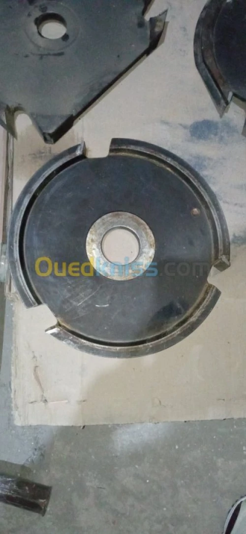 Outillage minuiserie